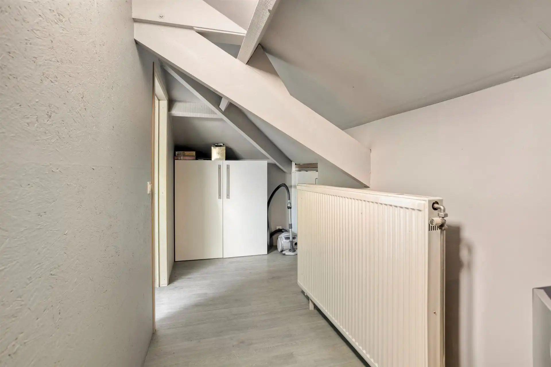 Op te frissen woning met 5 slpks nabij centrum Oostmalle! foto 23