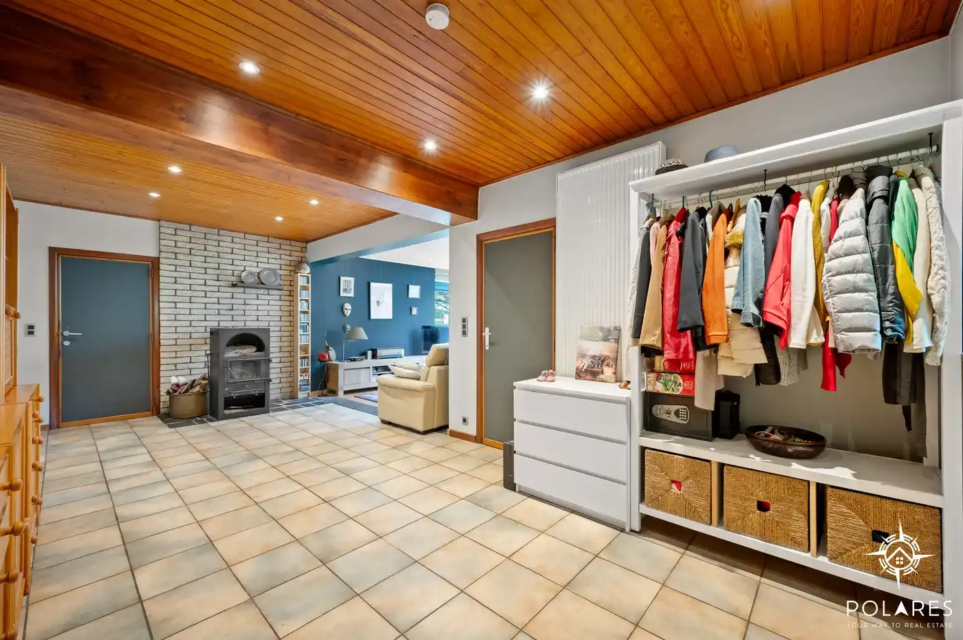 Ruime woning met 4 slaapkamers en mogelijkheden voor thuiskantoor of vrij beroep . foto 5