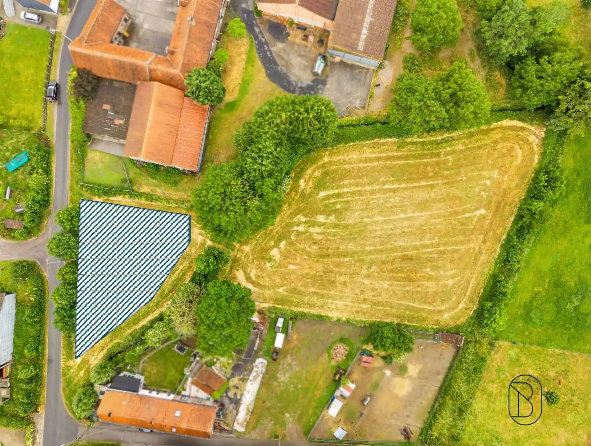 Bouwgrond van 45 are in een groene en rustige omgeving foto 4