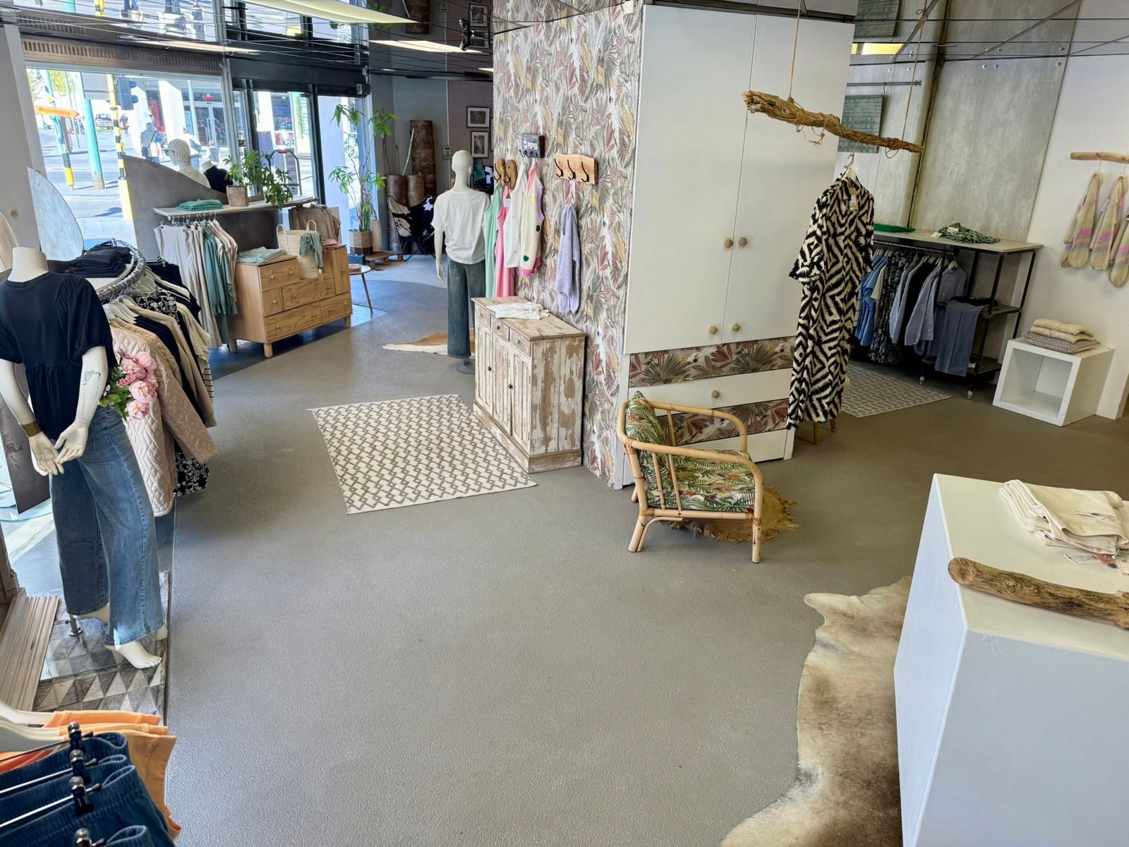 Hoekpand met Maximale Visibiliteit op Toplocatie in Deurne foto 6
