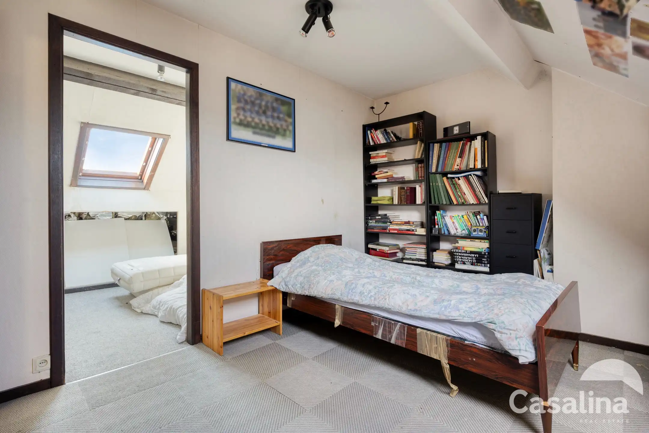 Bel-etagewoning met garage en tuin om op te frissen foto 13
