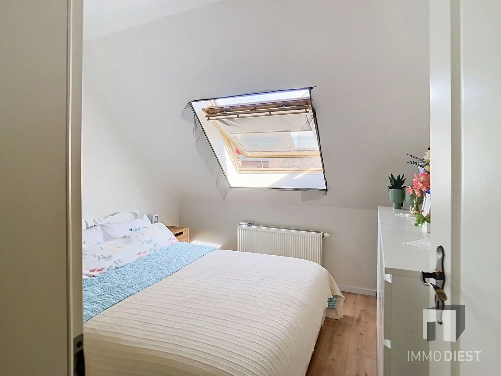 Ruime lichtrijke duplex nabij centrum Halen met staanplaats! foto 29