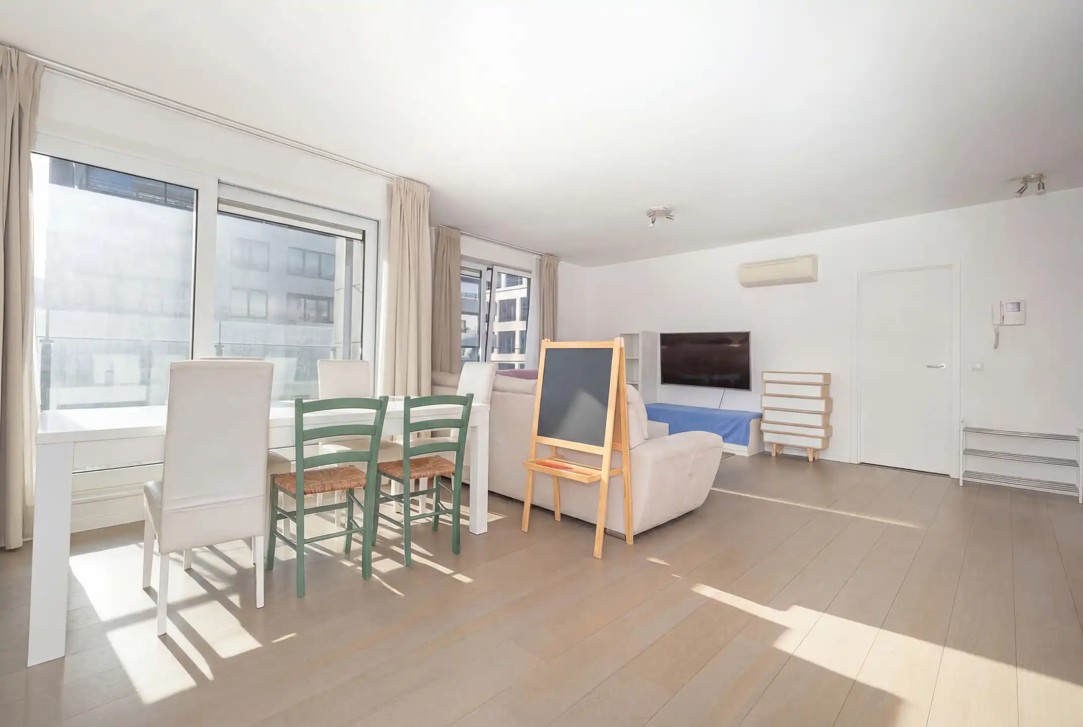 Appartement met 2 slaapkamers en terras foto 9
