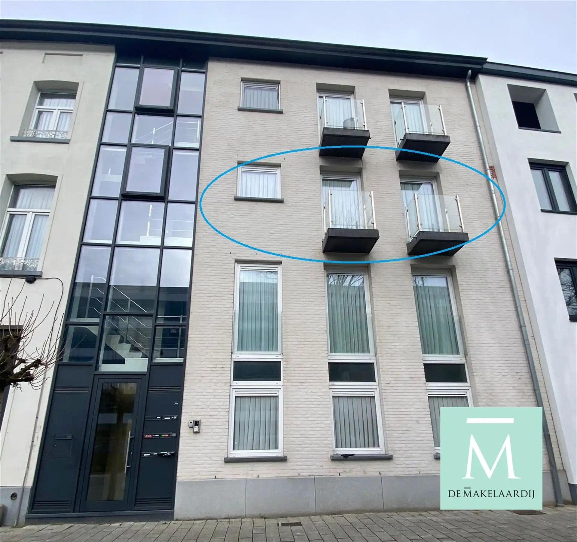 Centraal gelegen appartement met 1 slaapkamer en terras foto {{pictureIndex}}