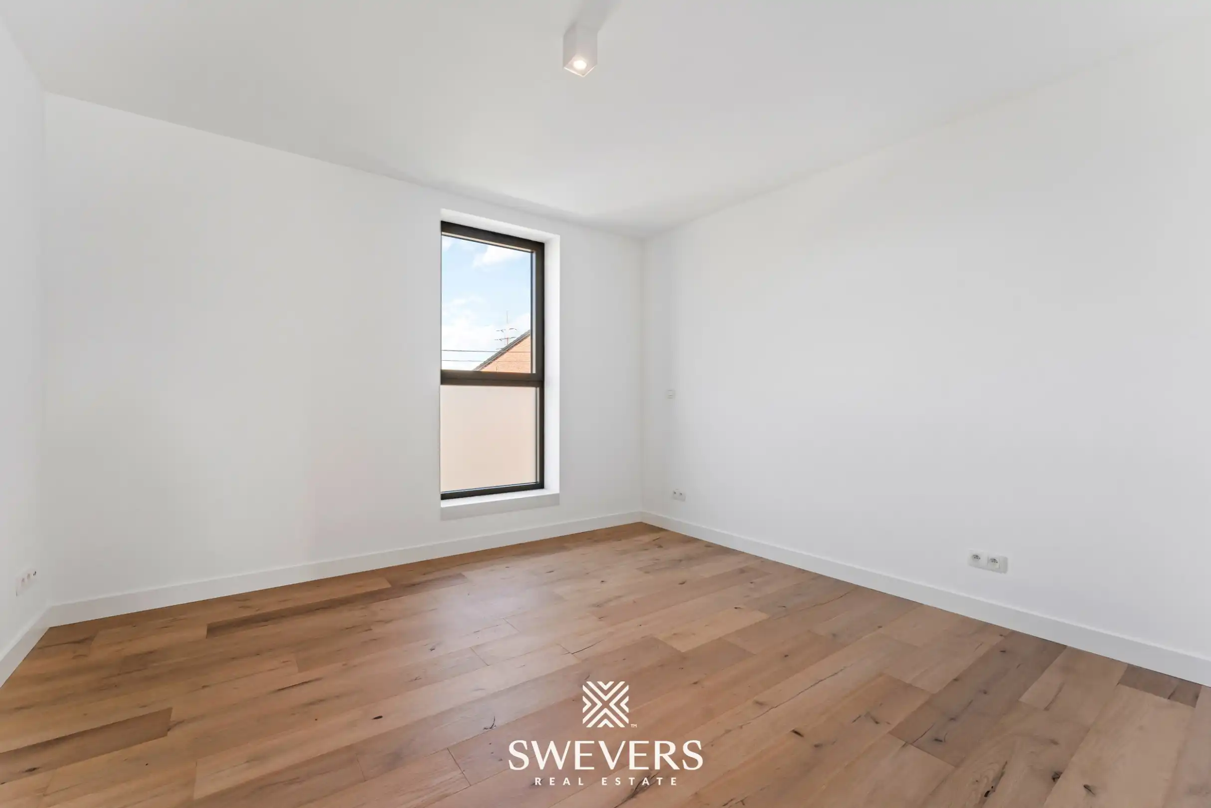 Moderne architectenwoning met hoogwaardige afwerking en zwembad in Paal foto 22