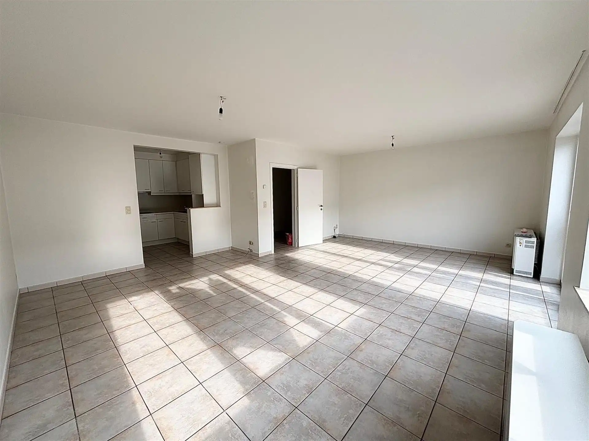 Gelijkvloers appartement met twee slaapkamers en garage te Herzele foto 2