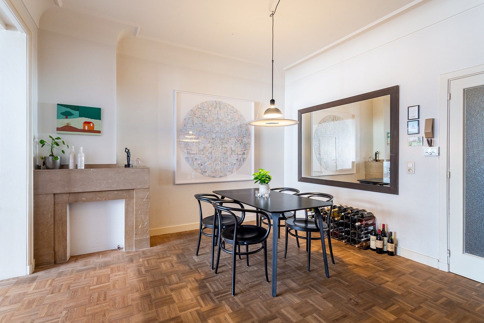 Charmant en karaktervol appartement met terras foto 5