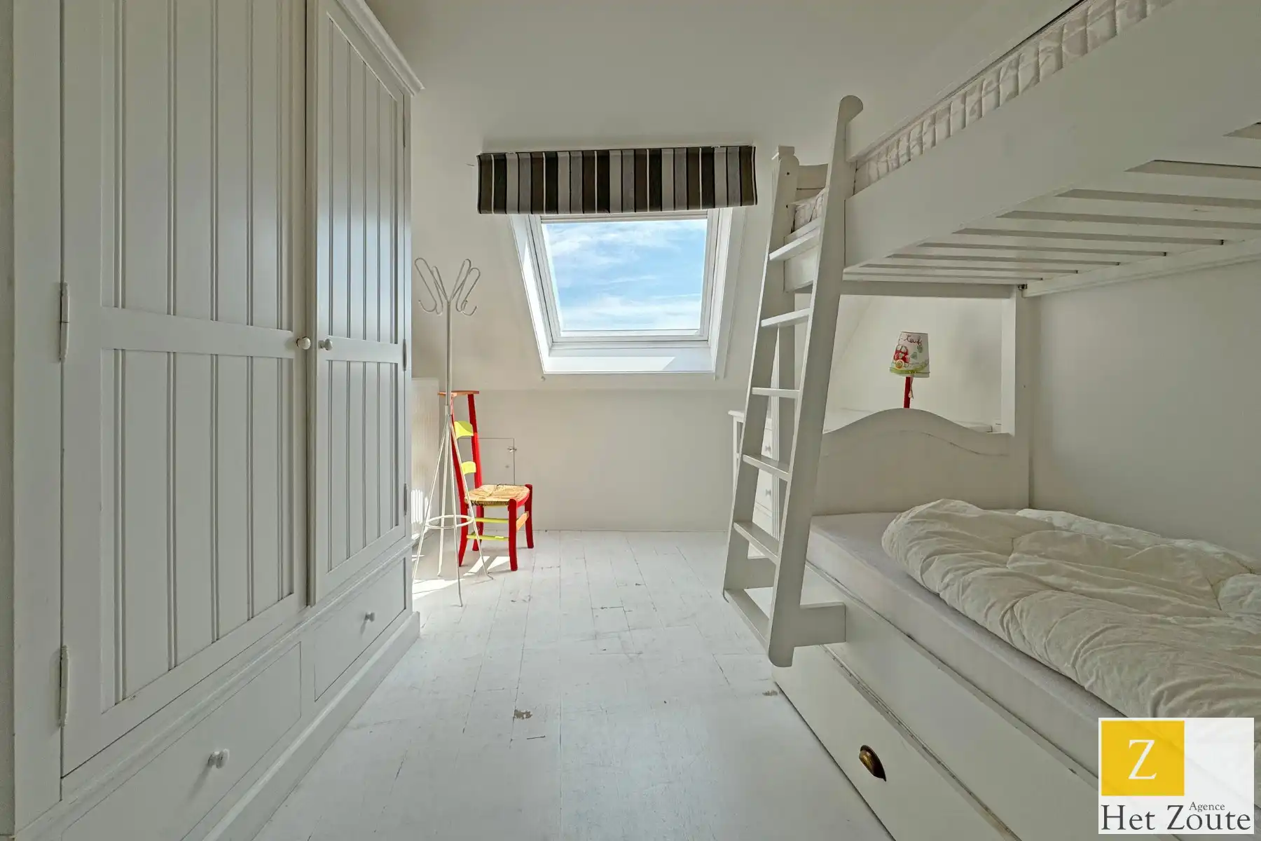 Gemeubeld Penthouse in het hart van het Zoute foto 11