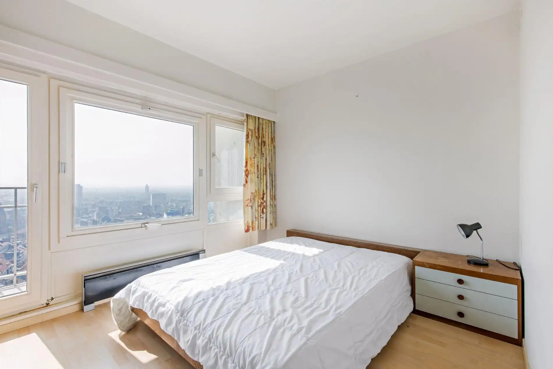 APP. 4 SLAAPKAMERS IN CENTRUM MET PANORAMISCH ZICHT OP ZEE EN STAD foto 15