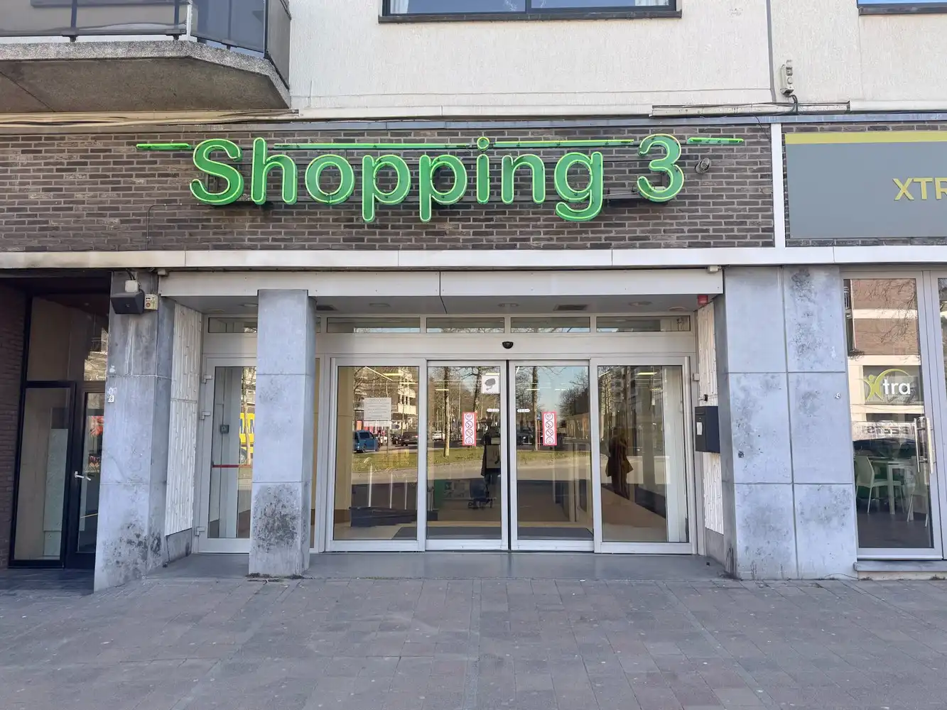 Instapklare handels- of kantoorruimte Shopping 3 in het centrum van Genk foto 5