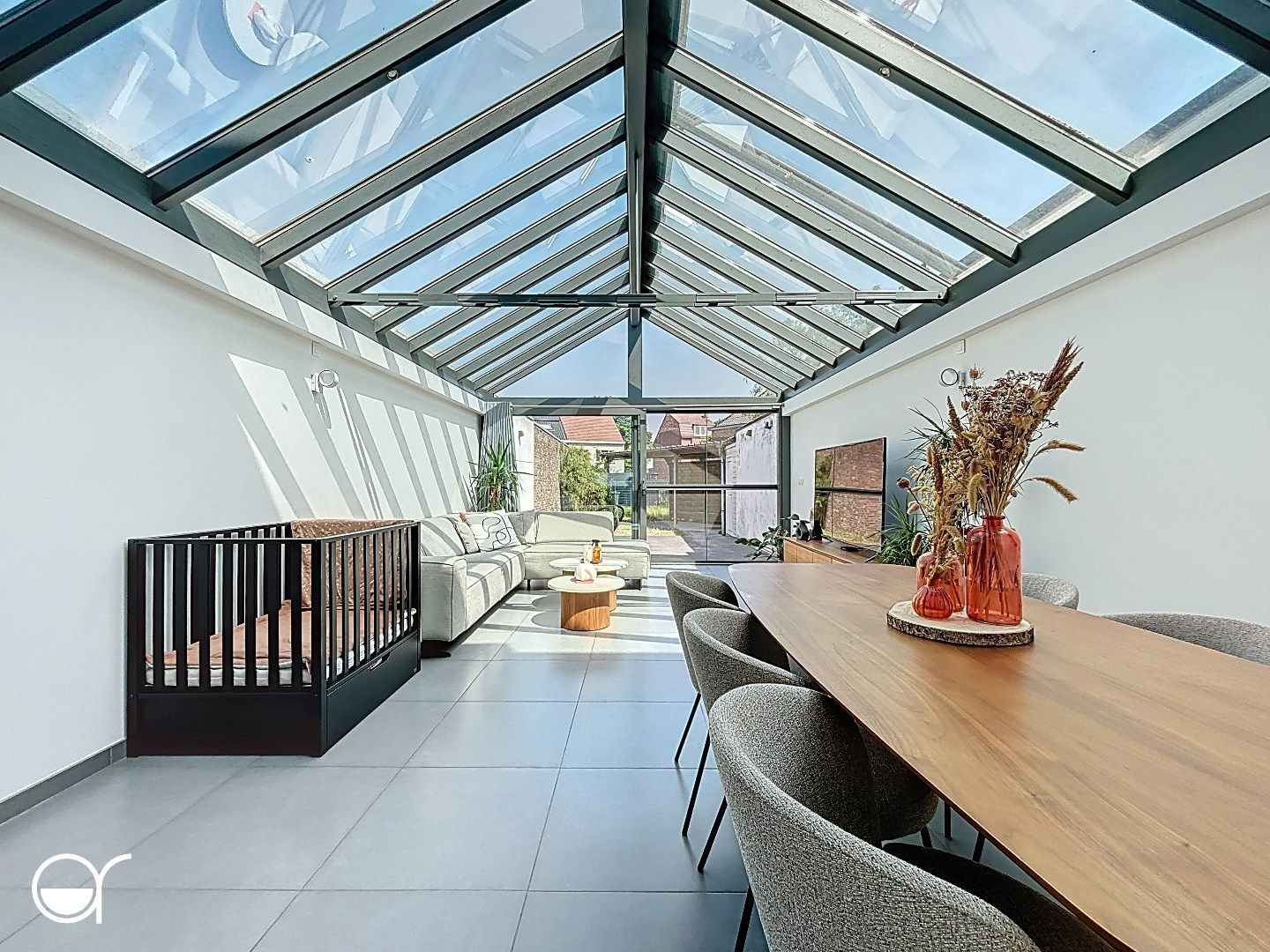 Instapklare woning met veel lichtinval foto 6
