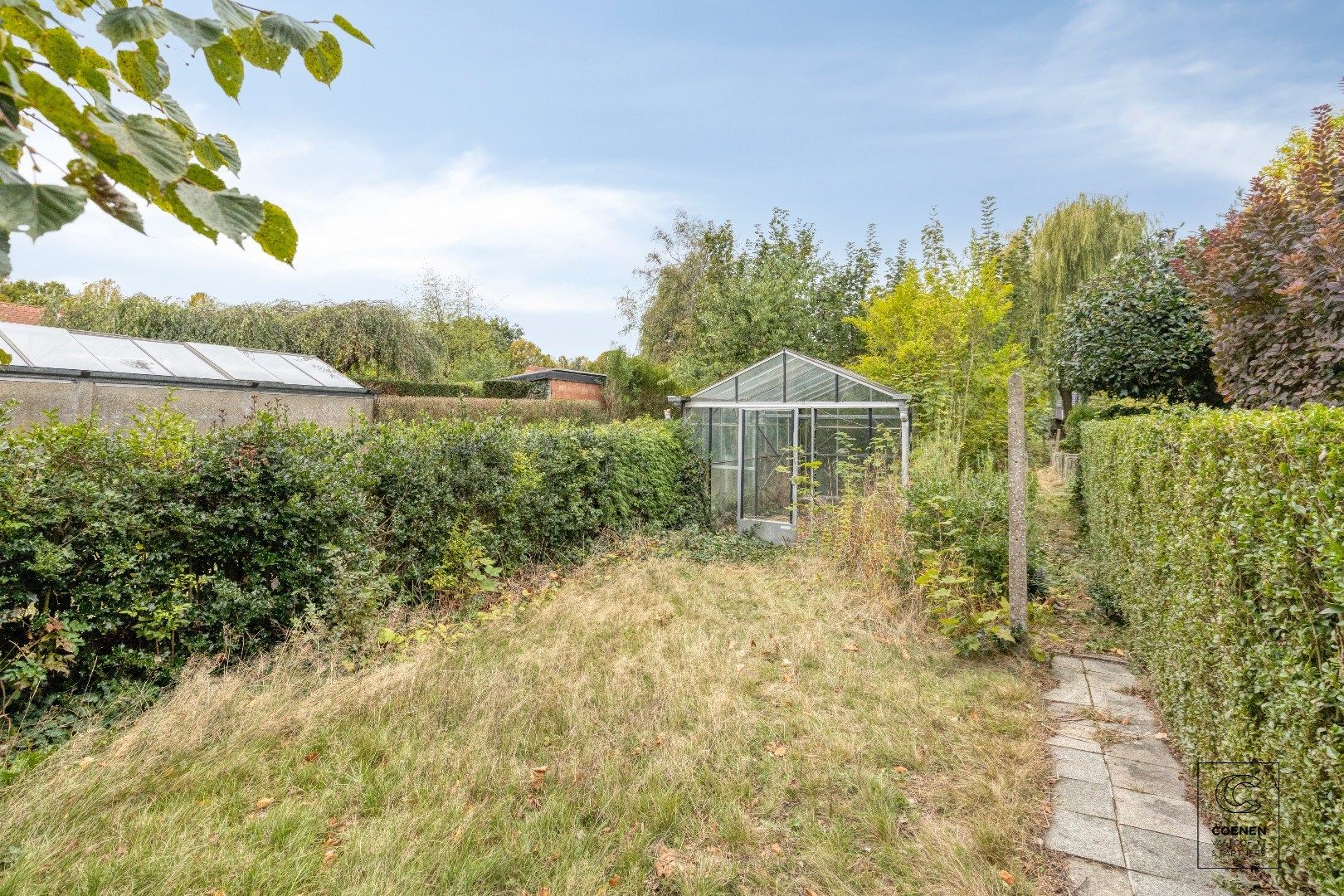 Te renoveren halfopen bebouwing met 2 à 3 slaapkamers op TOPlocatie te Brasschaat foto 16
