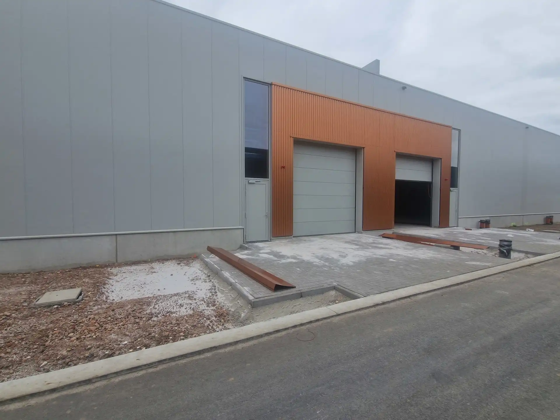 Bedrijvenpark Langveld – moderne KMO-units te koop in Heist-op-den-Berg foto {{pictureIndex}}