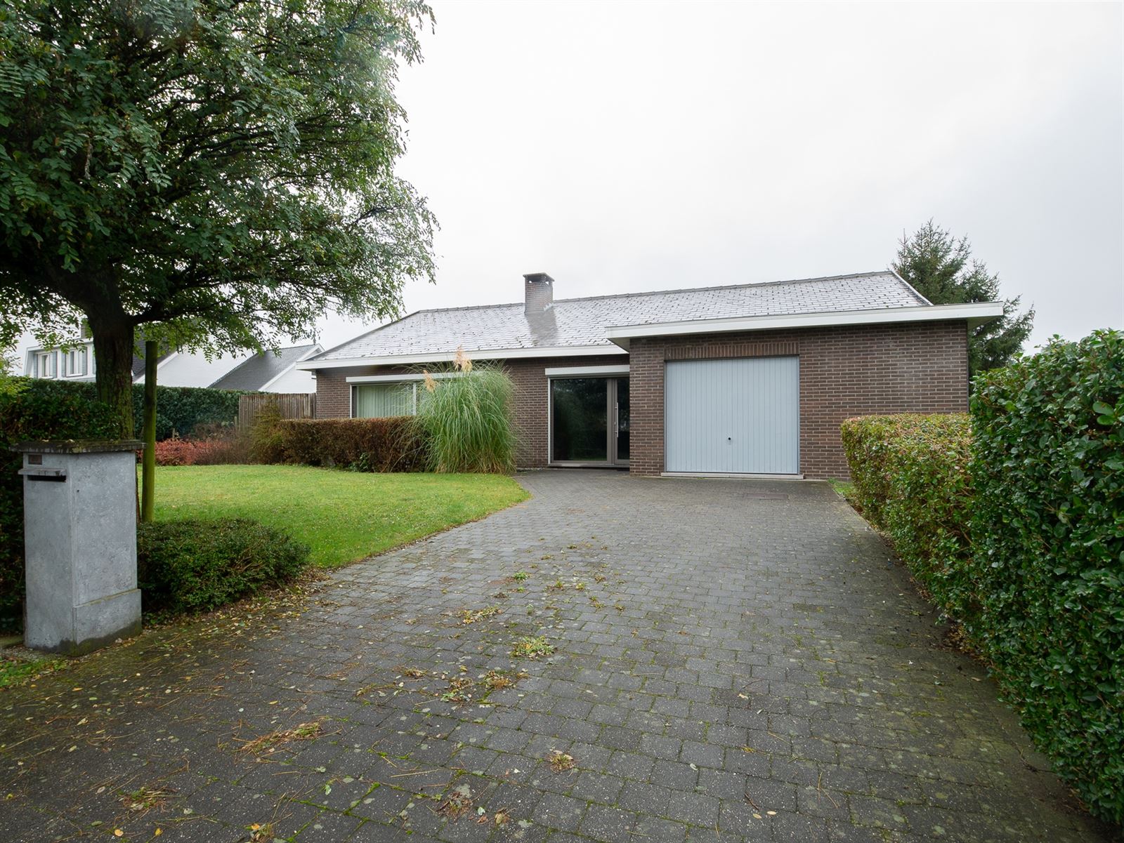 Huis foto {{pictureIndex}}