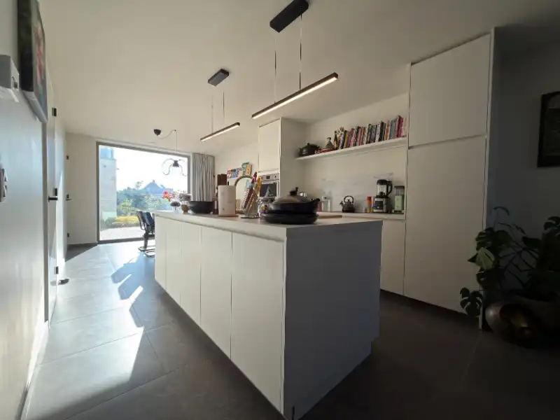 Energiezuinige woning met tijdloze architectuur in het charmante Oostduinkerke dorp! foto 7