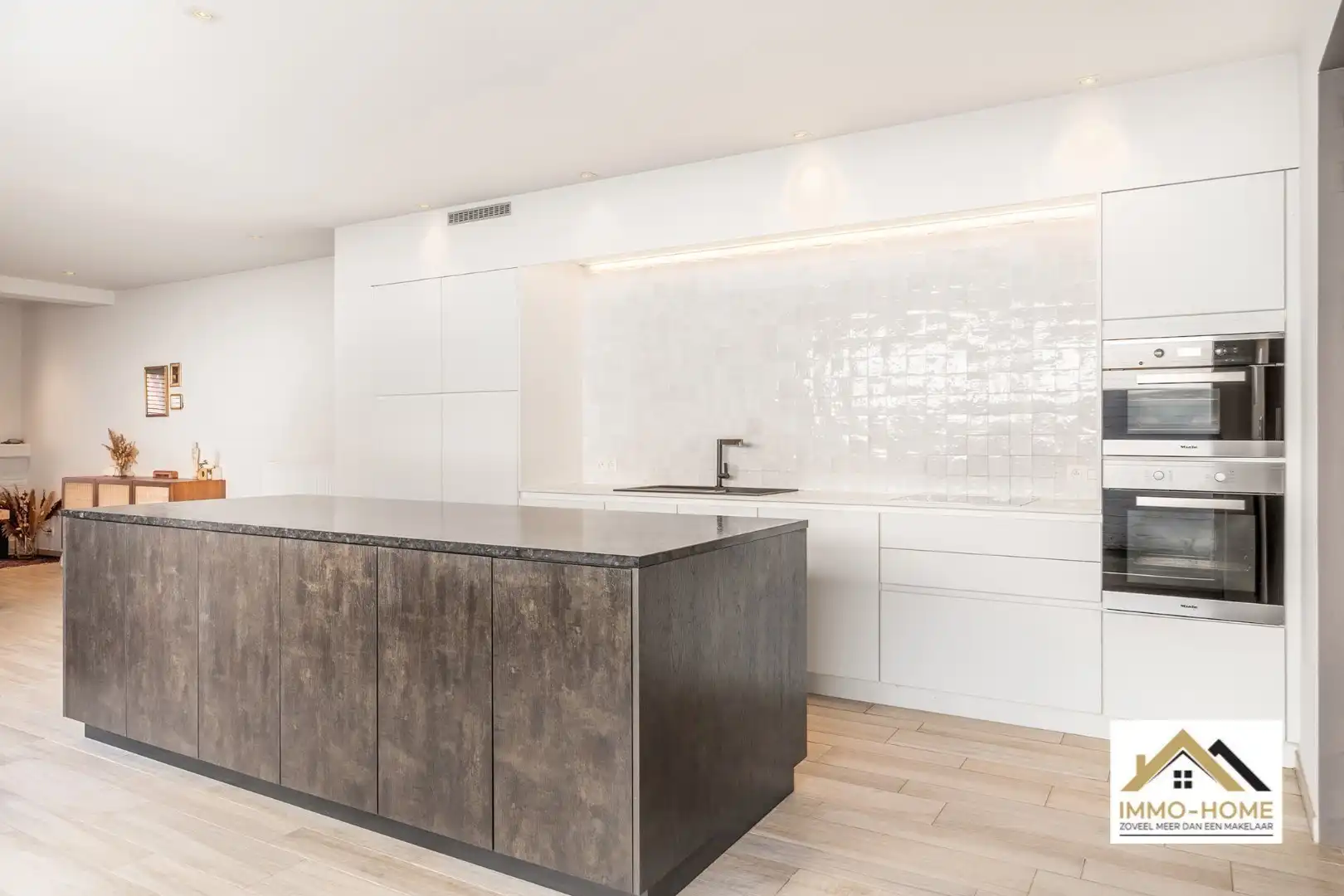 Ruim drie slaapkamers gelijkvloersappartement / bungalow foto 4