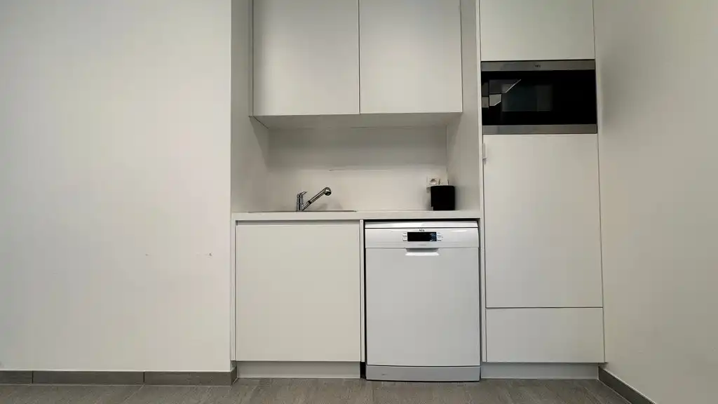 Knap ingerichte en gemeubelde kantoorruimte te huur in Sint-Martens-Latem foto 11