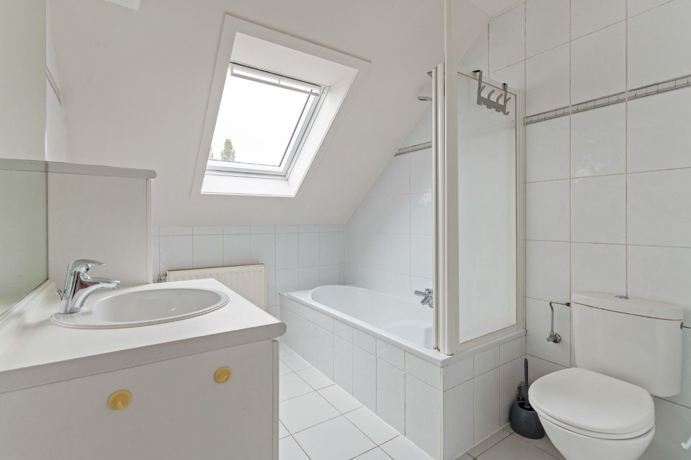 Ruime, instapklare woning met 3 à 4 slpk., inpandige garage en tuin foto 15