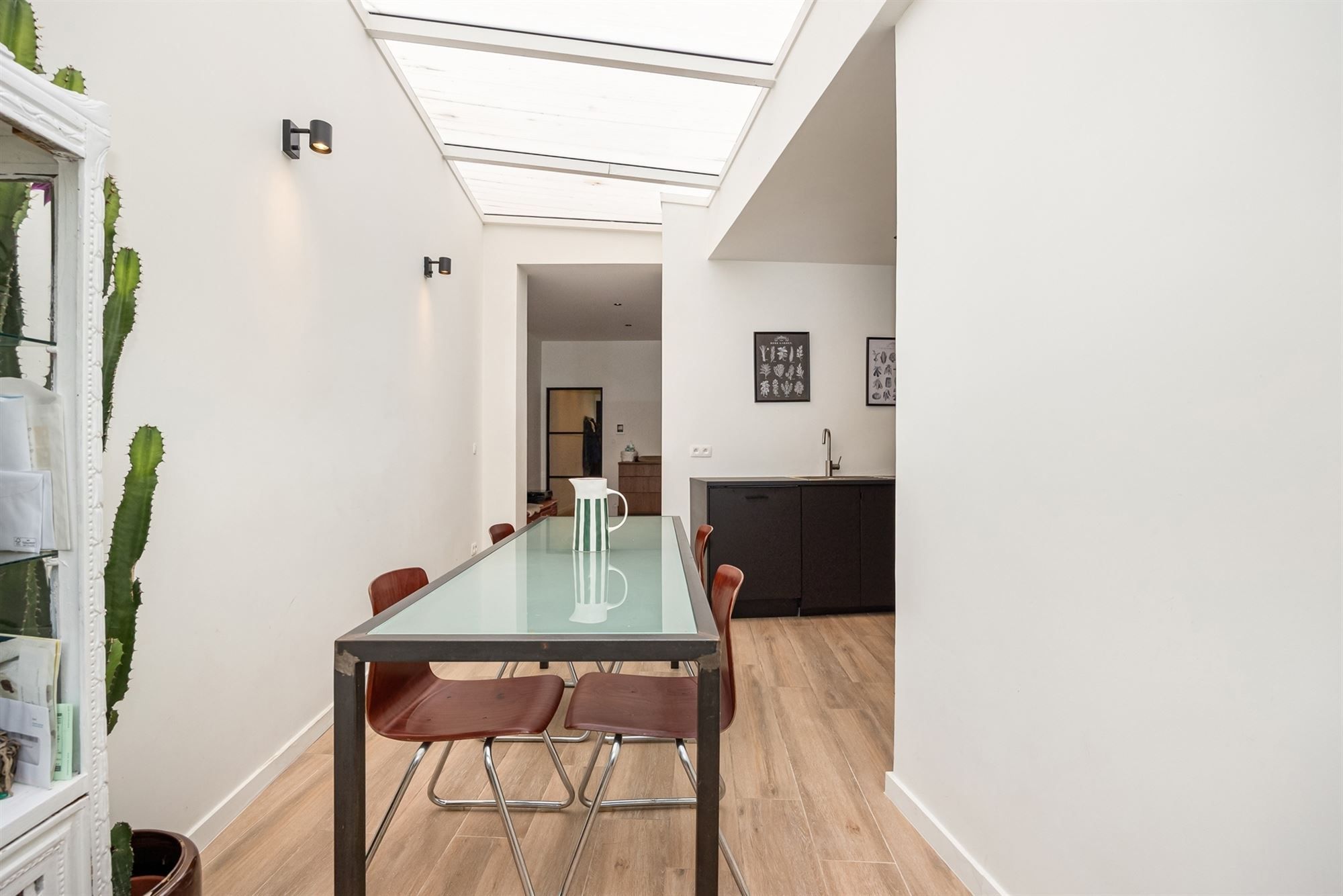 Instapklaar huis met drie ruime slaapkamers foto 6