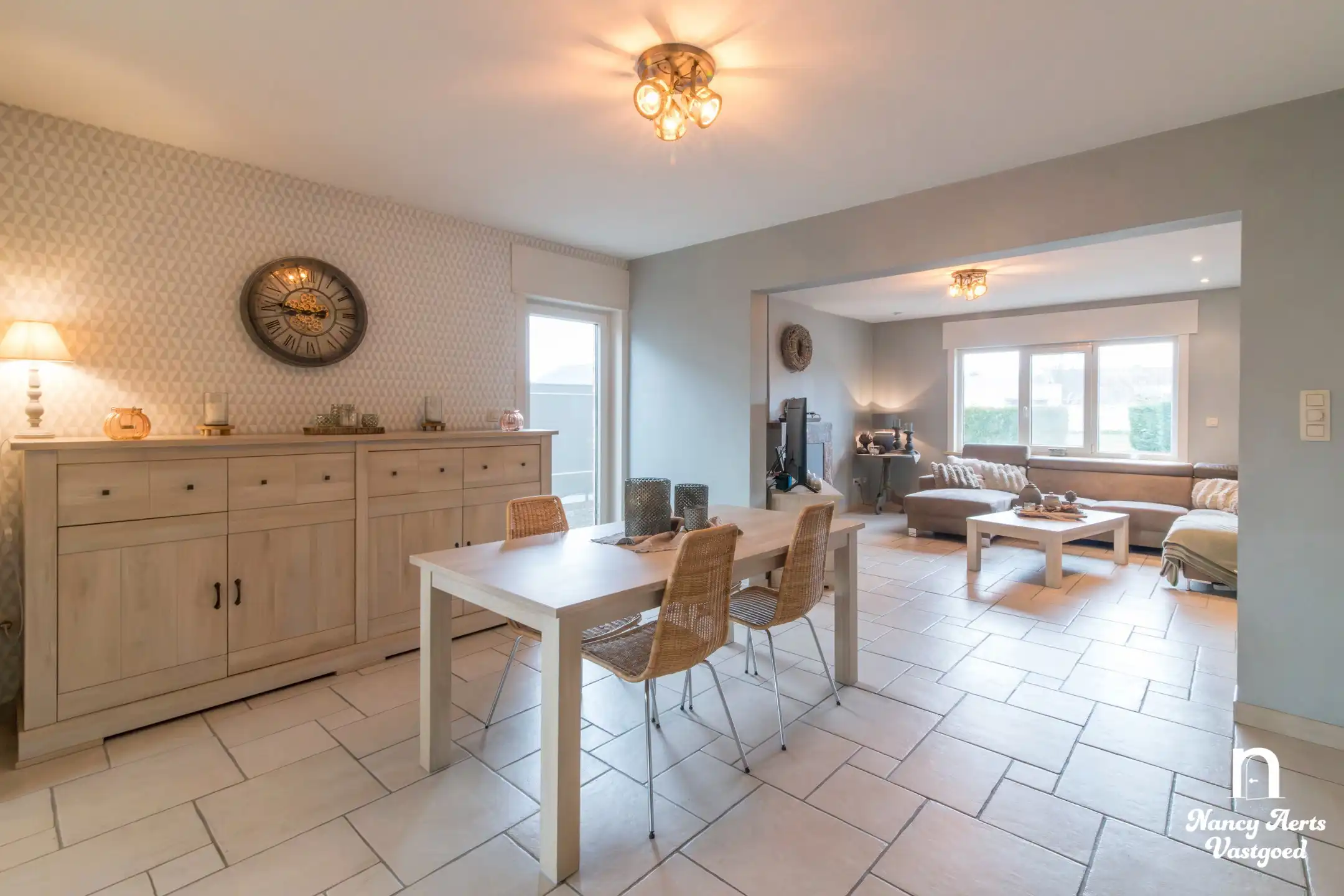 Lichtrijke gezinswoning met open zicht in Stal-Koersel foto 10