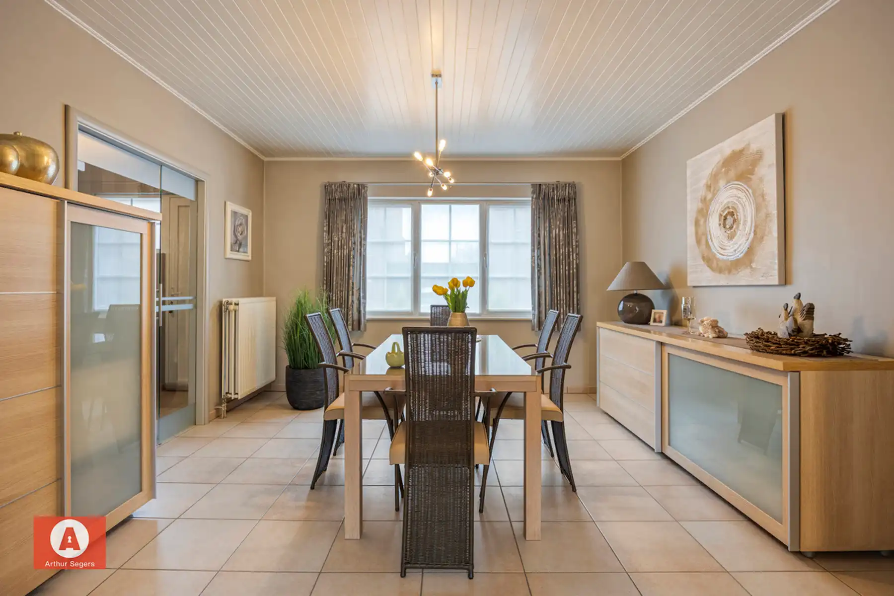 Hedendaagse HOB, gelegen pal bij het centrum van Buggenhout foto 4