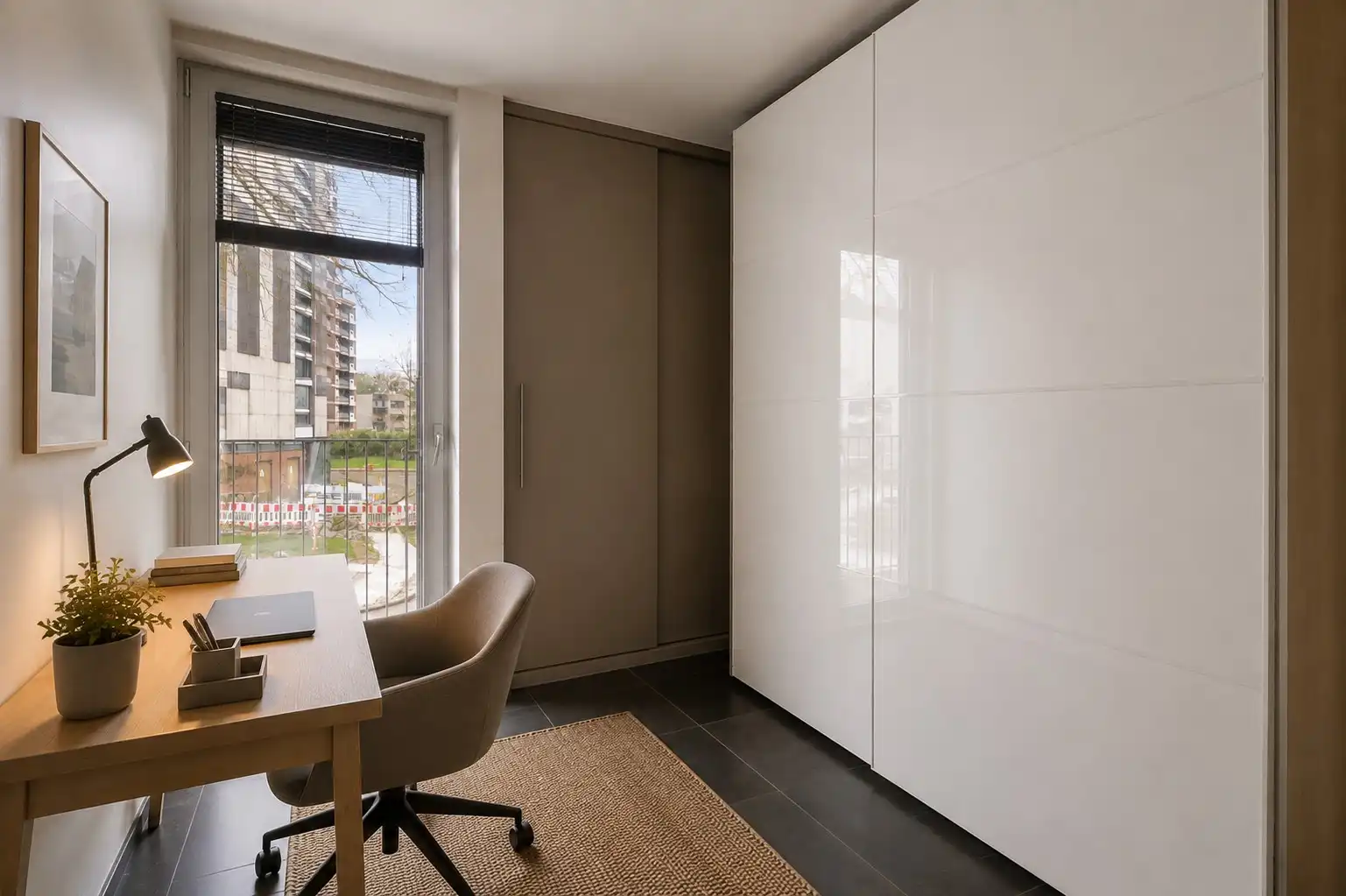 Prachtig 3-slaapkamer appartement en autostaanplaats in rustige en groene omgeving foto 12