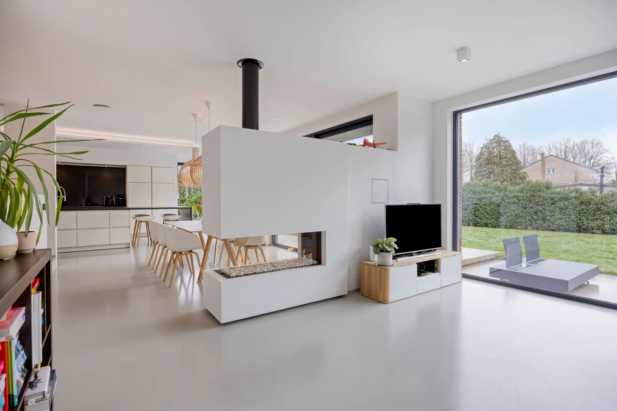 Stijlvol wonen te Ramsel, boordevol licht en luxe foto 6