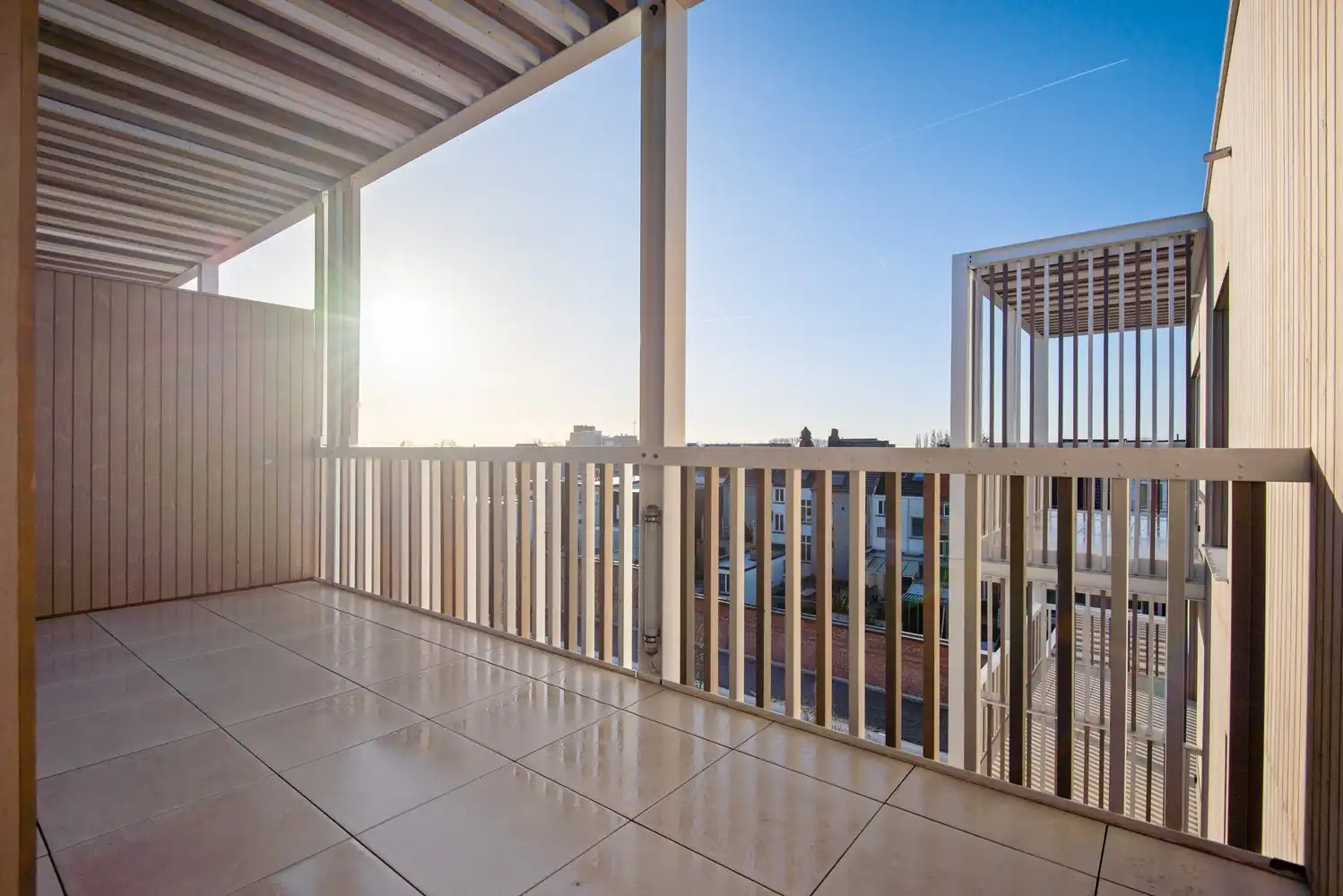 Stijlvol appartement met ruim overdekt terras in De Lesselier foto 10