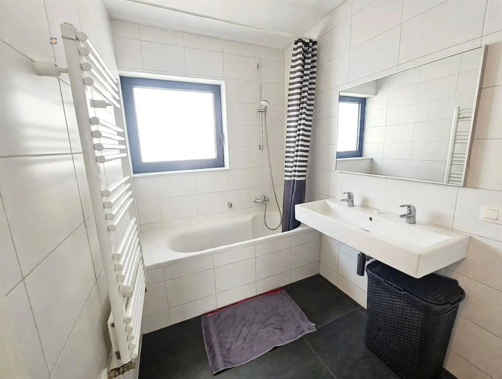 Appartement met 1 slaapkamer, staanplaats en kelder foto 6