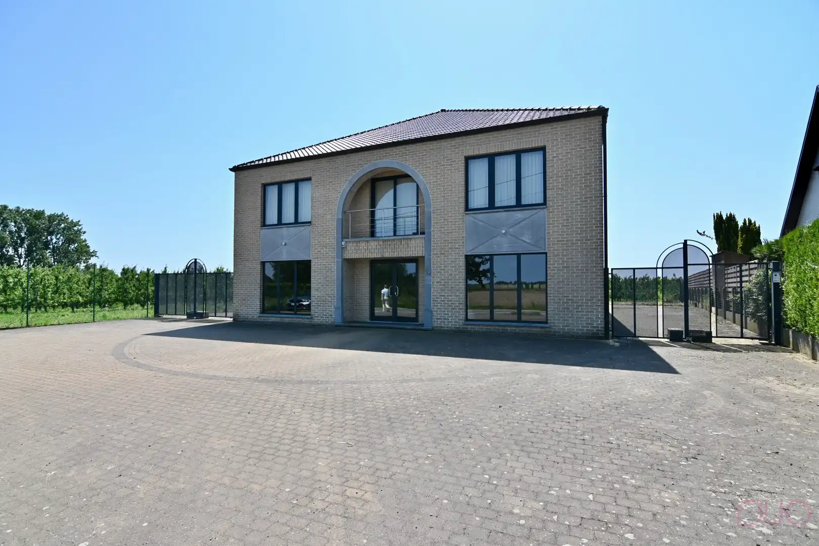 Commercieel te koop Nachtegaal 22 - 3800 Zepperen