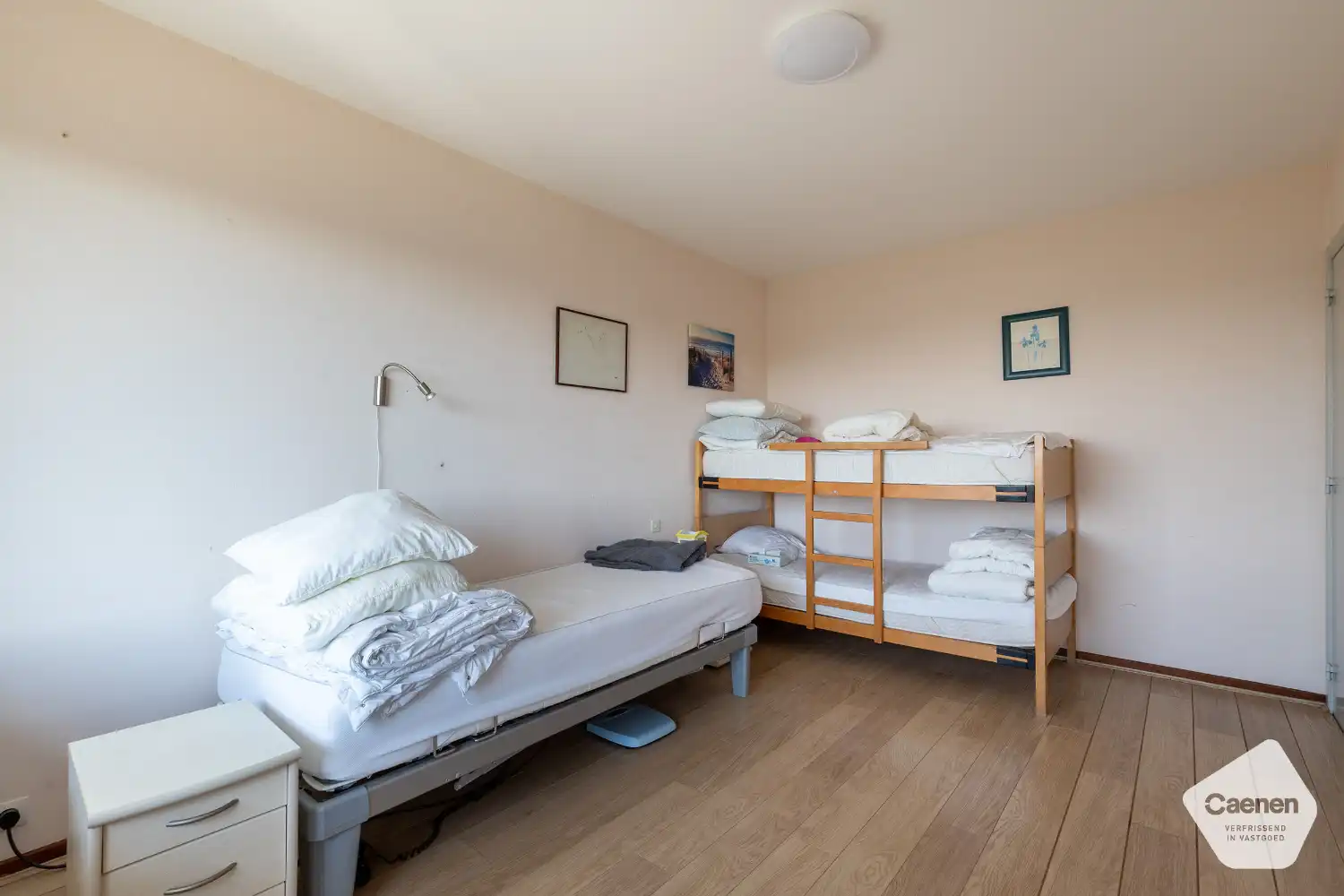 Instapklaar tweeslaapkamerappartement met zonnige terrassen en een weids uitzicht over het hinterland foto 13
