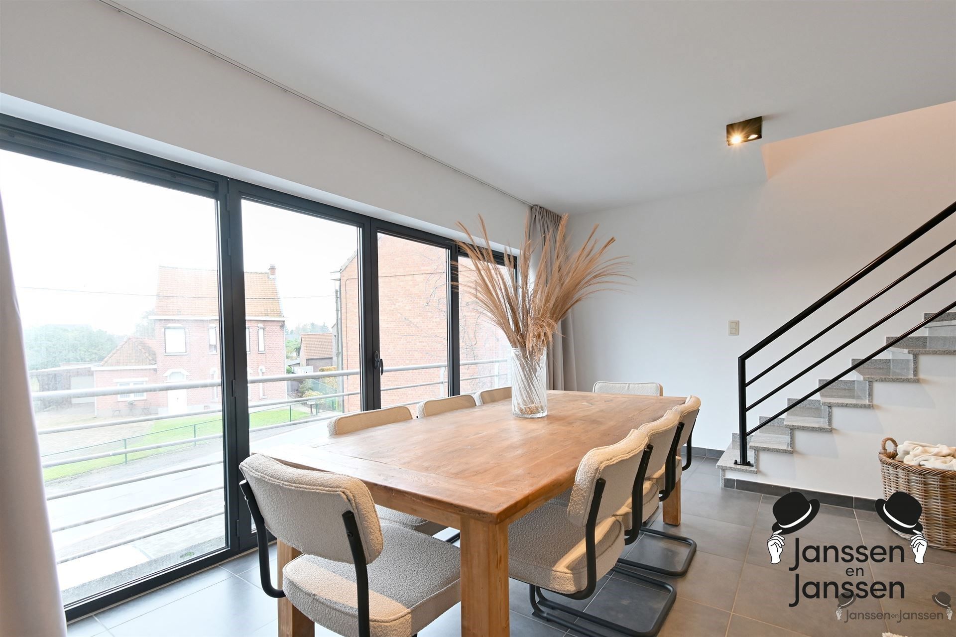 Instapklaar duplexappartement met terras foto 5