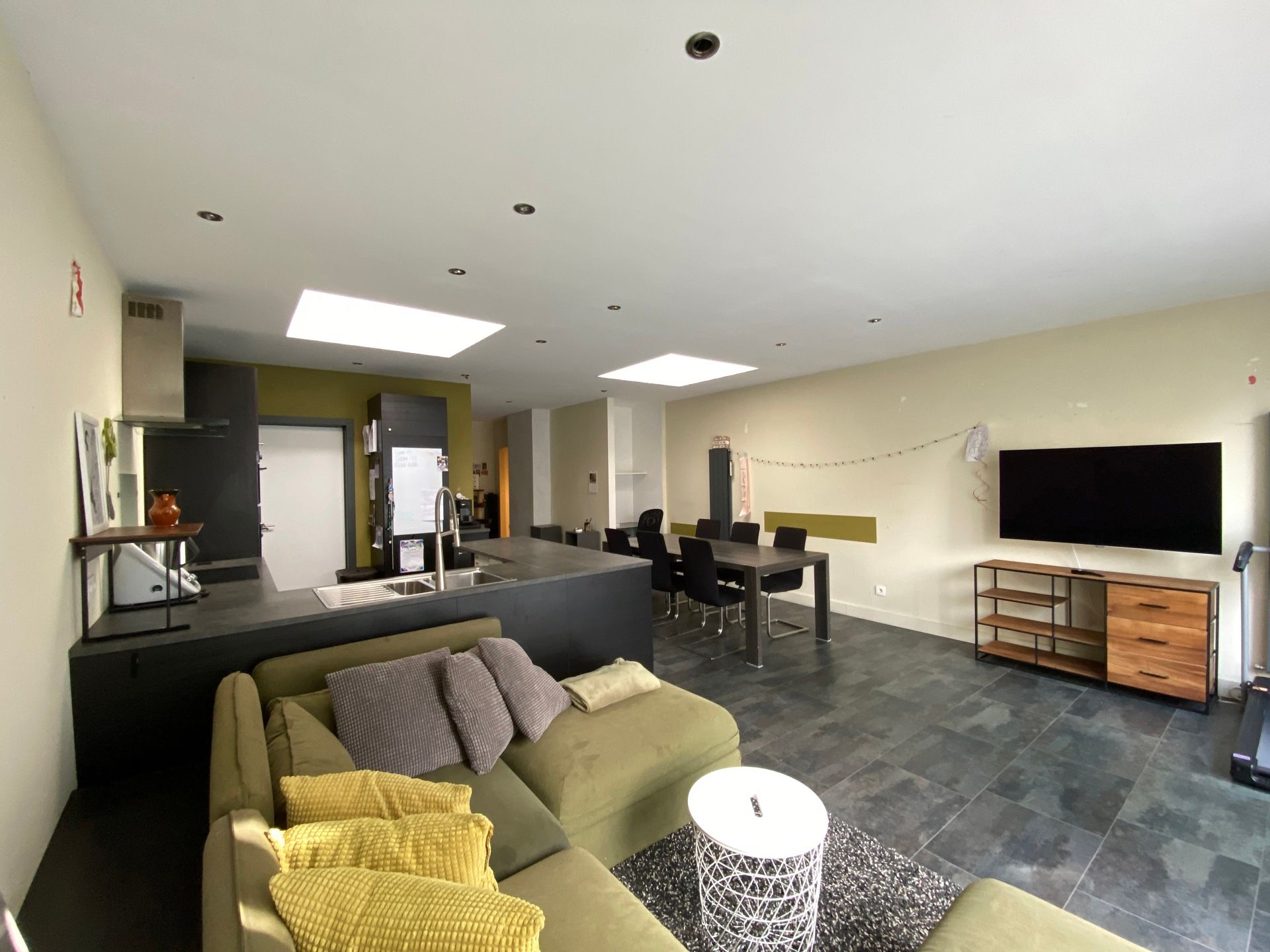 Deels te renoveren ruime HOB, 4 slaapkamers en bureel  foto 7