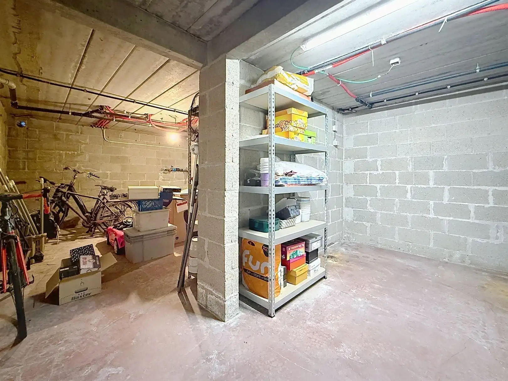 Huis met praktijkruimte, 4 slpks,  2 bdks, 10a 34ca foto 62