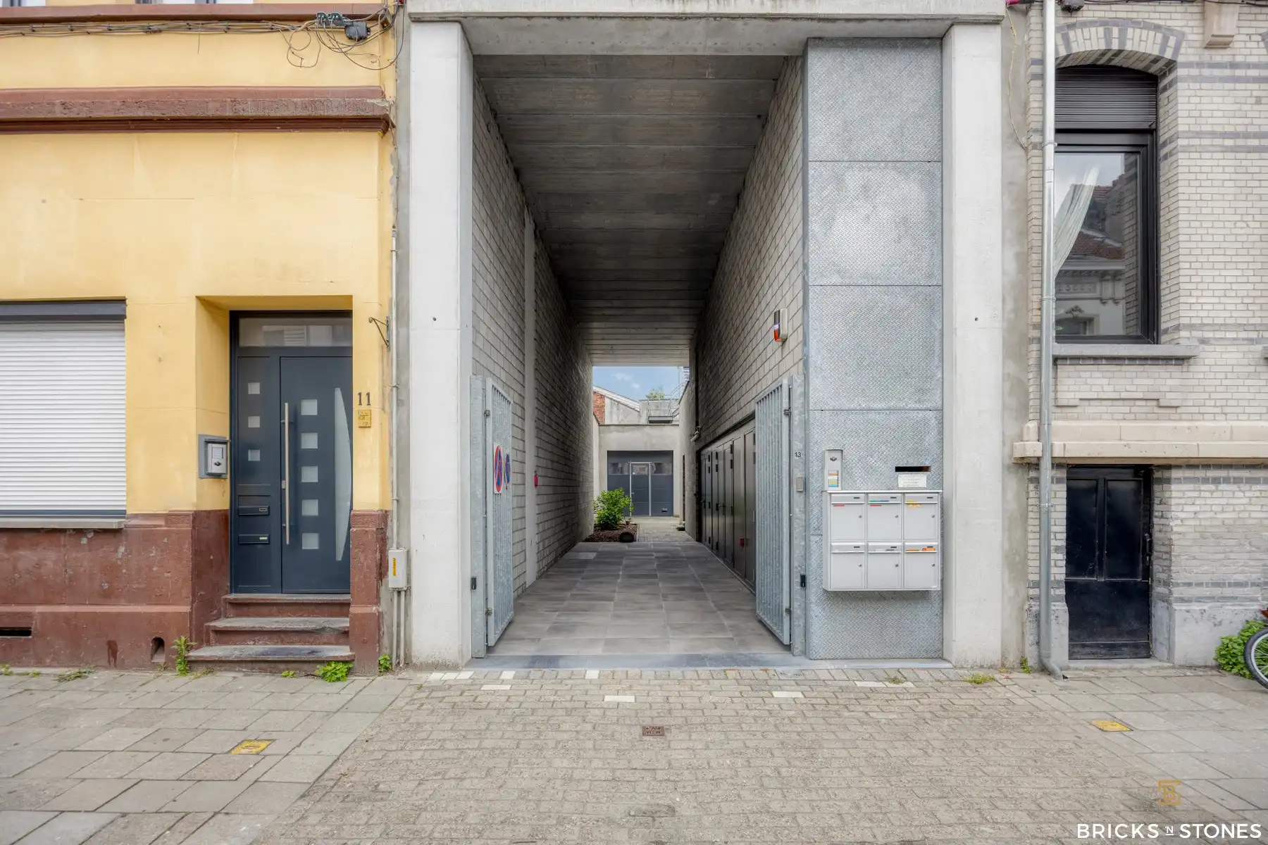Instapklaar bedrijfsgebouw in centrum stad foto 13