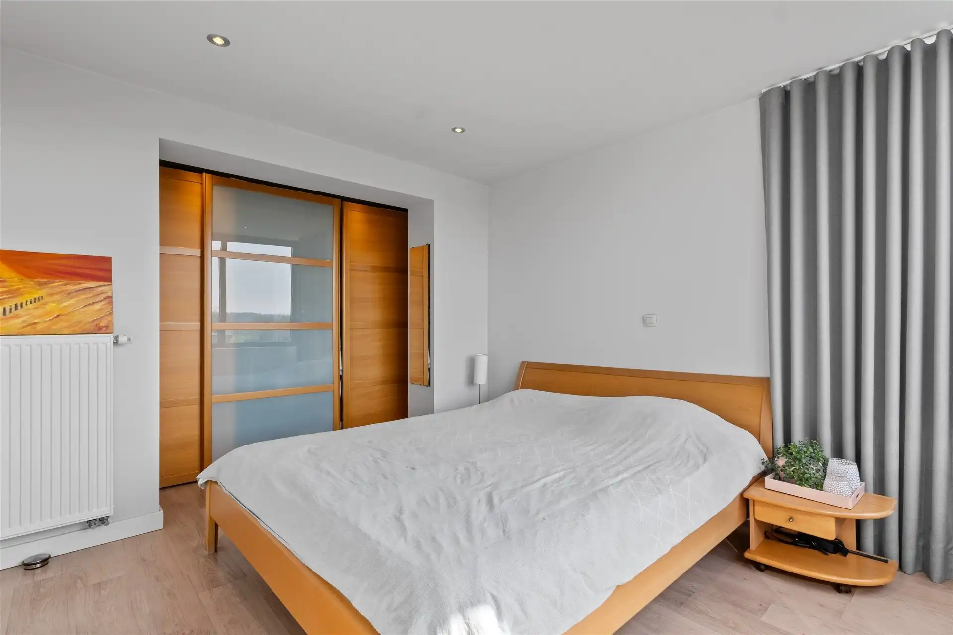 Modern halfopen bebouwing met uniek zicht in een landelijke omgeving. foto 22