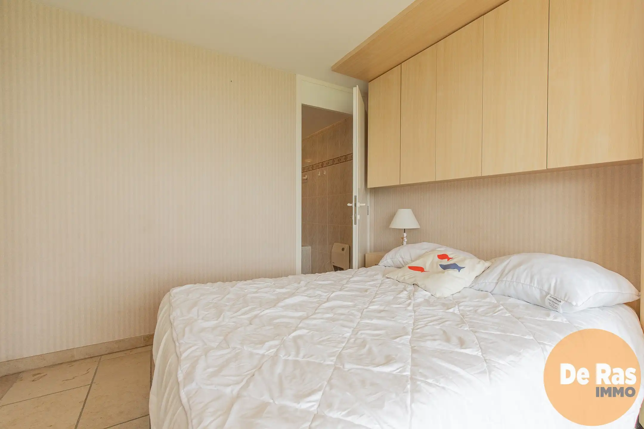 NIEUWPOORT – Ruim appartement op toplocatie aan de haven foto 9