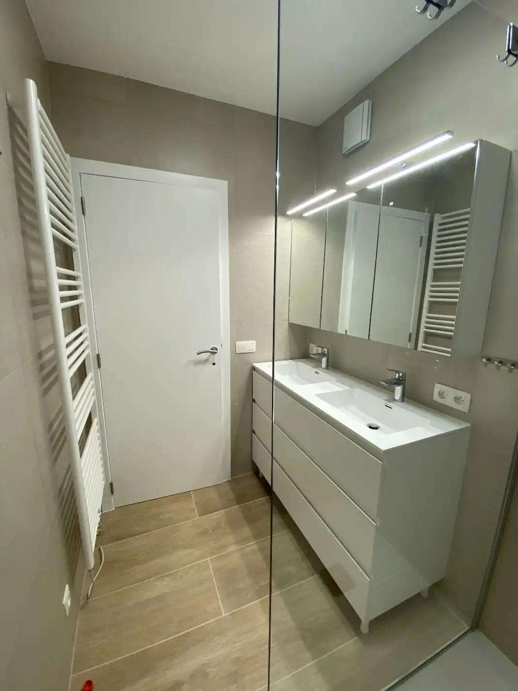 Appartement in centrum Wemmel met 2 slaapkamers en garagebox foto 5