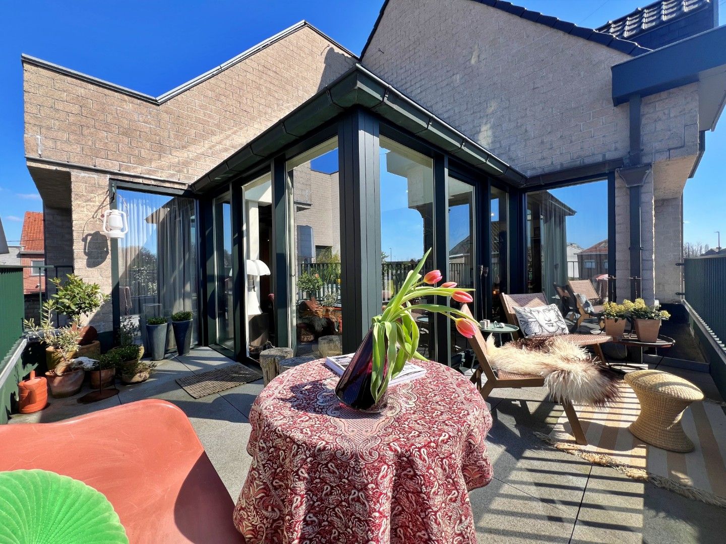 Ruim en lichtrijk 2 slaapkamer appartement te Belzele met garage foto 10