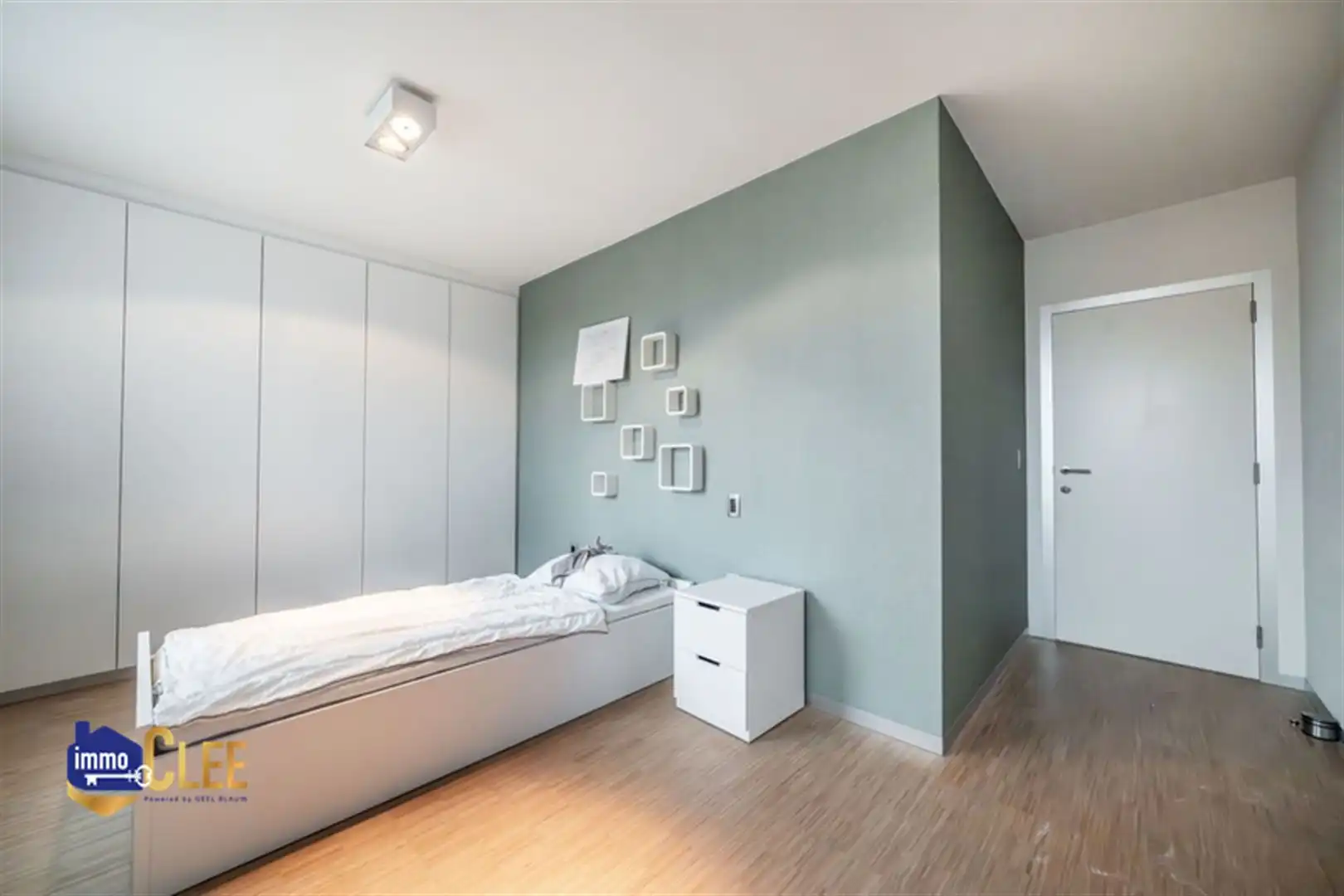 Uniek combinatiepand met conciergewoning en bedrijfshal in KMO-zone Sint-Truiden foto 14