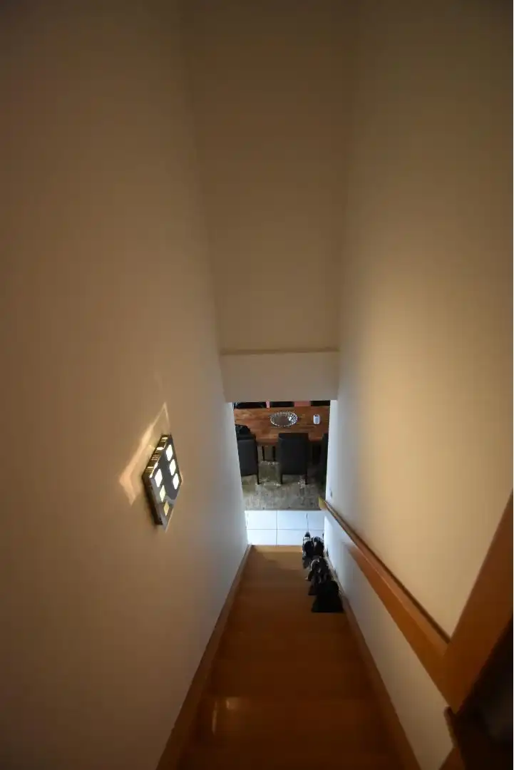 Comfortabel instapklaar duplex-appartement te Bilzen-Beverst foto 9