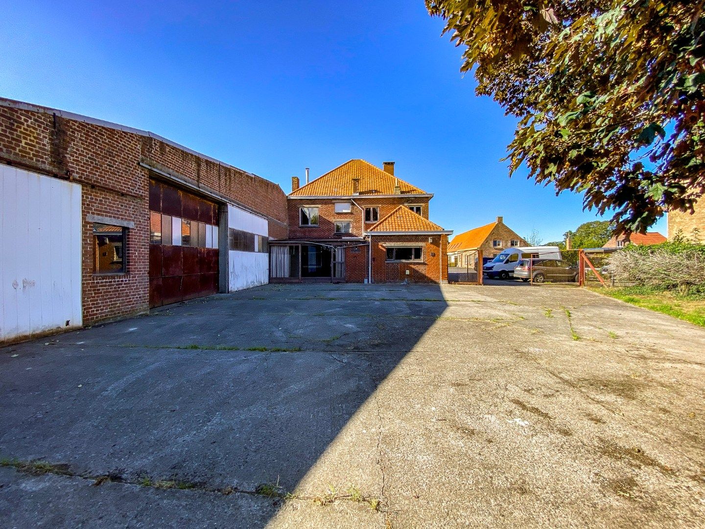 Woning met een enorm potentieel aan bruikbare oppervlakte op 1441m². foto 16