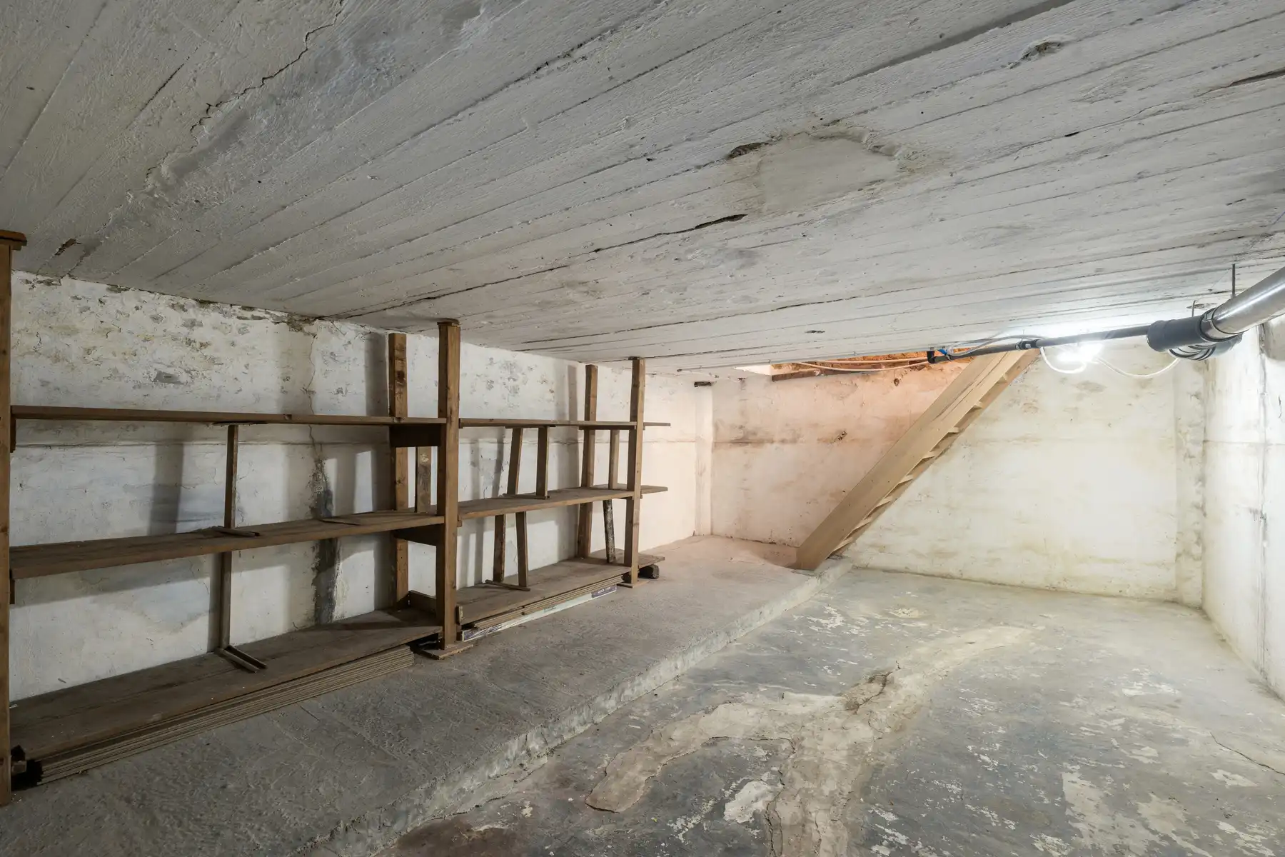 Verrassend ruime grotendeels al gerenoveerde woning, 4 slpks foto 22