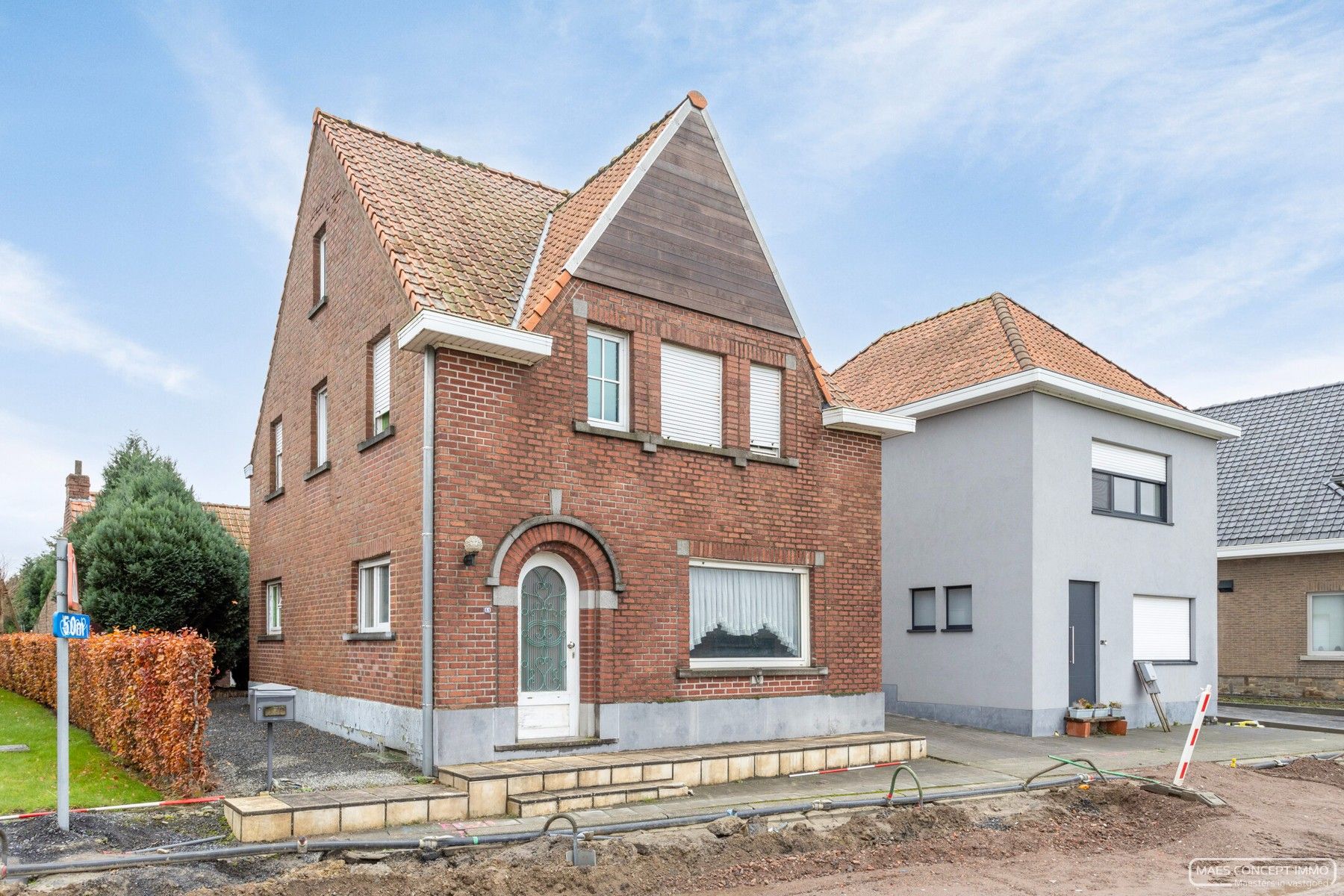 Hoofdfoto van de publicatie: Te renoveren woning in Anzegem