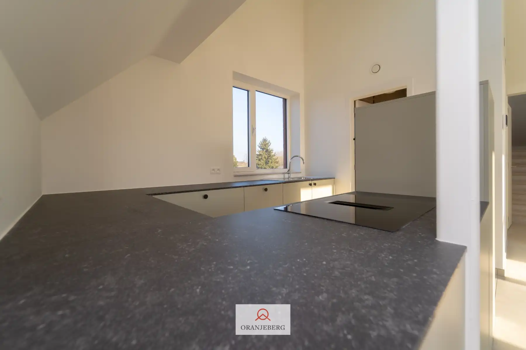 Nieuwbouw penthouse met terras foto 8