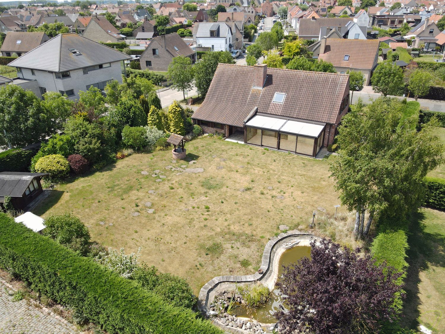 Villa op zonnig en ruim perceel met investeringspotentieel foto 34