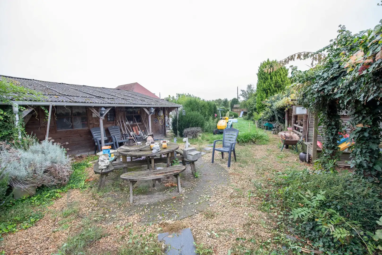 Goed gelegen, half open bebouwing op 1203 m² met 3 slaapkamers te Zulte foto 17