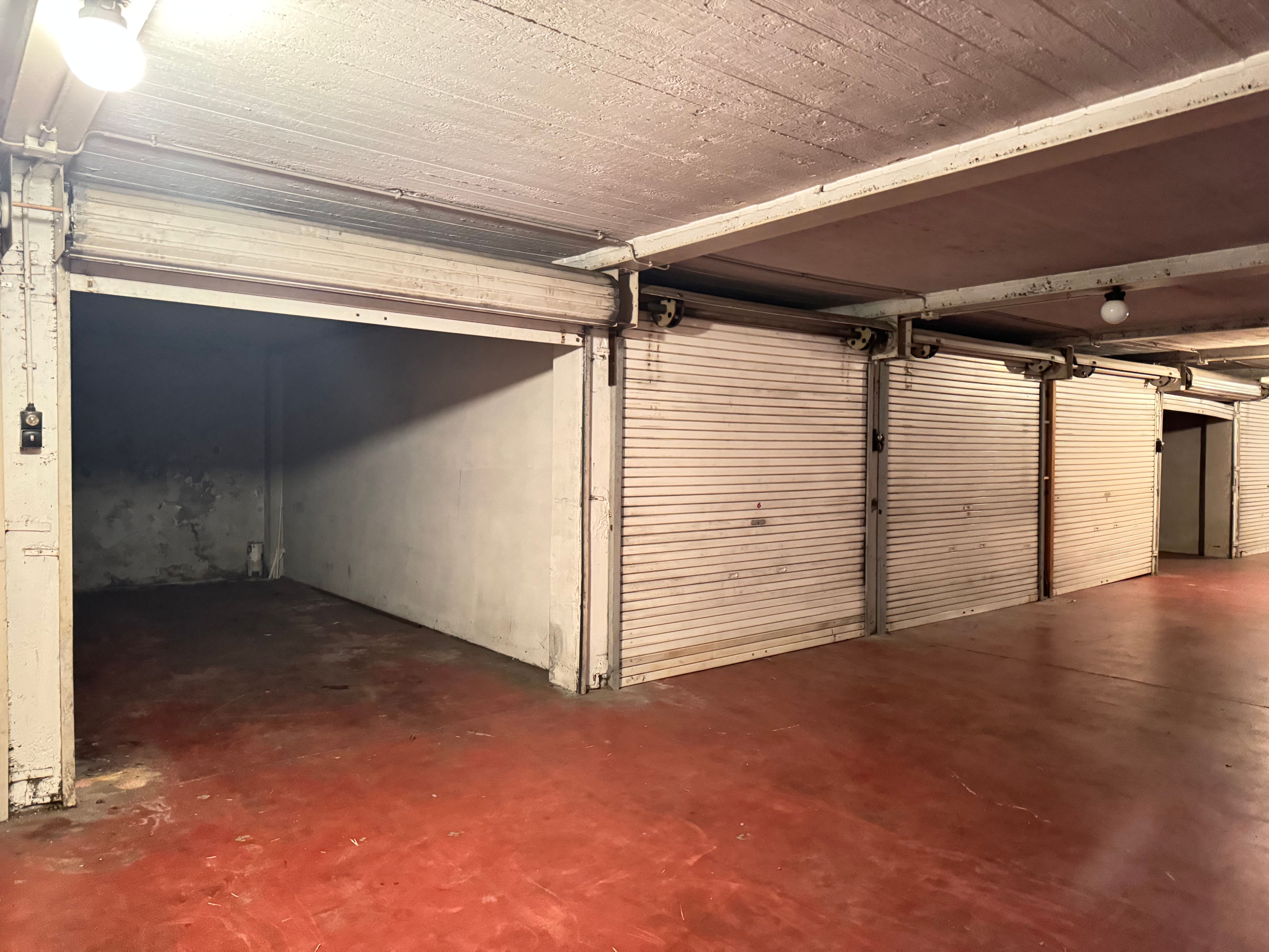 Garagebox op toplocatie Oostende foto 2