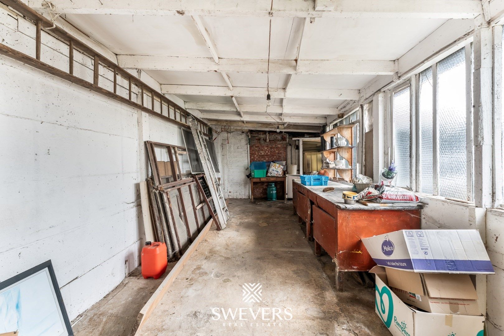 Ruime renovatiewoning met topverbinding te Sint-Truiden foto 30