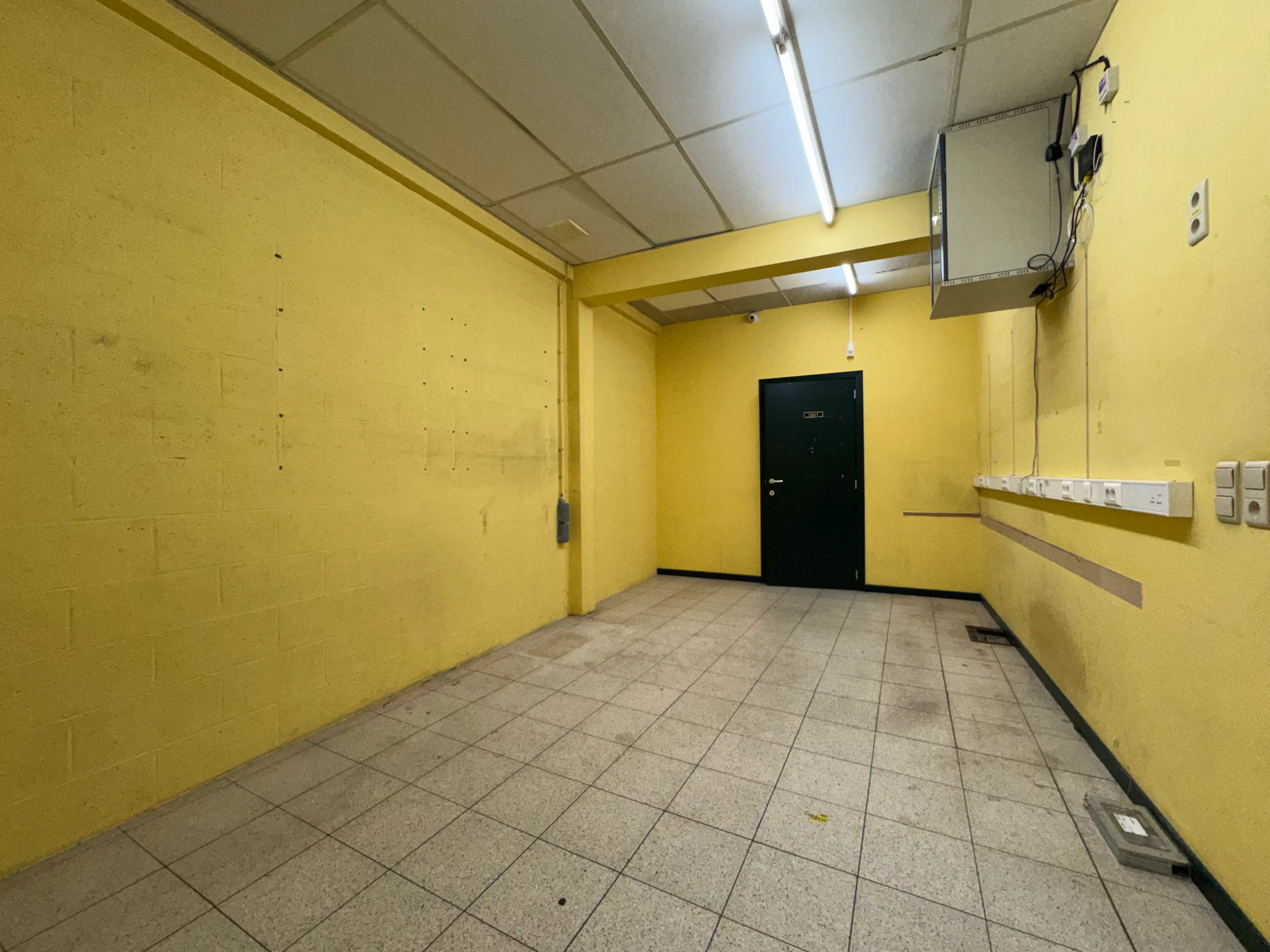 Handelsgelijkvloers 625 m² foto 11